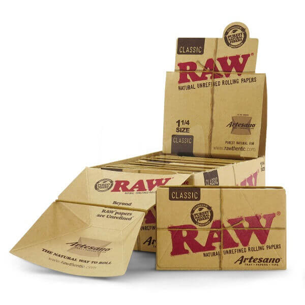 RAW Artesano Classic Rolling Papers with Tips | 1 1/4 | 15 Count Display product image